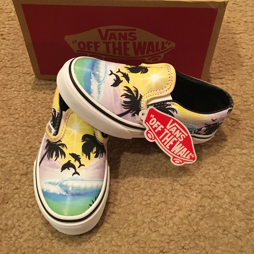 NWT - Vans Kids Slip-On Sneakers Tropical Sunset Print - Yellow, Blue, Purple